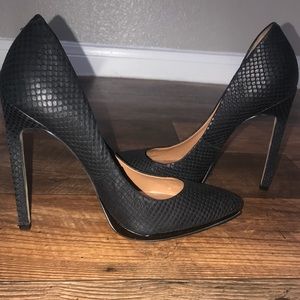 Aldo black heels